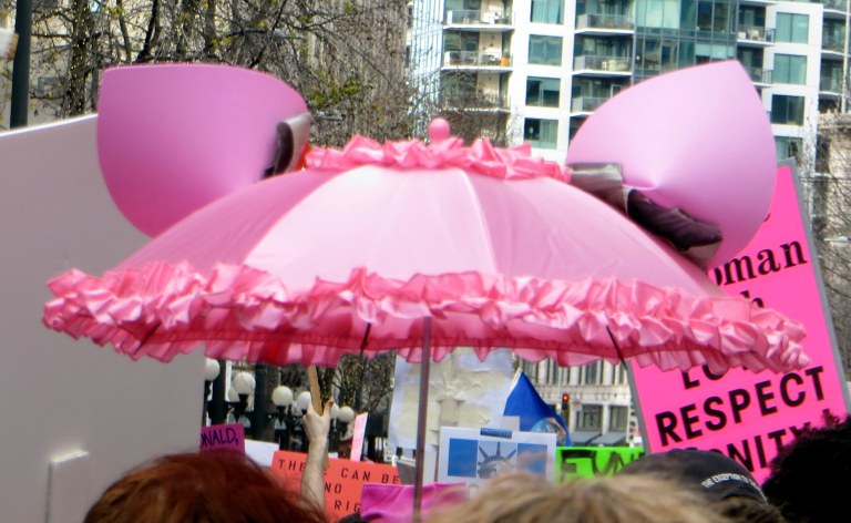 sj-pink-umbrella